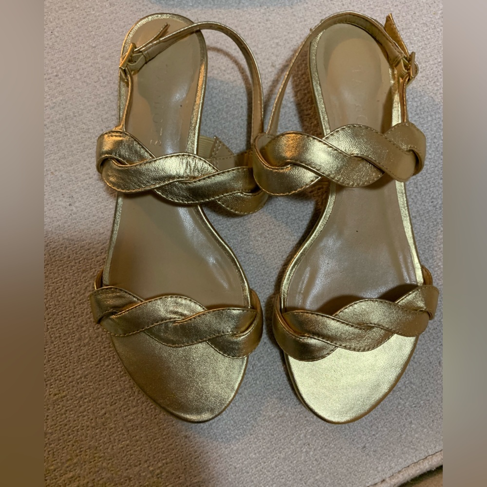 Talbots Mini-Wedge Sandal! - Picture 2 of 5